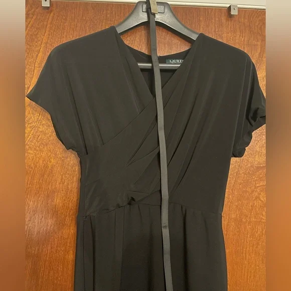 Lauren by Ralph Lauren. Black knee length dress - Picture 7 of 9